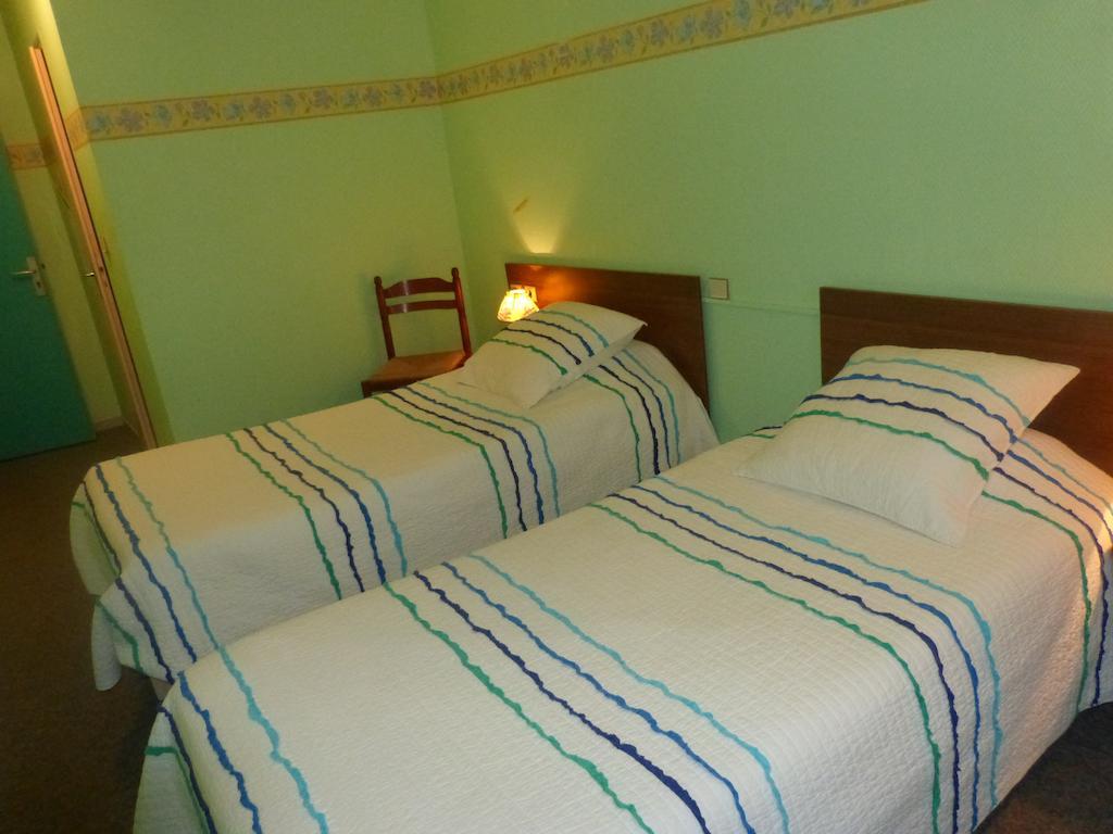 Hotel du Donjon Champlitte-et-le-Prélot Kamer foto