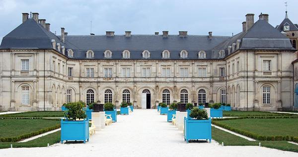 Hotel du Donjon Champlitte-et-le-Prélot Buitenkant foto